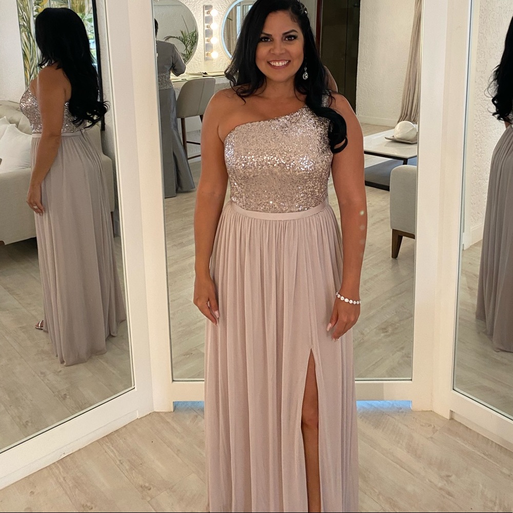 David’s bridal size 8 platinum sequence dress